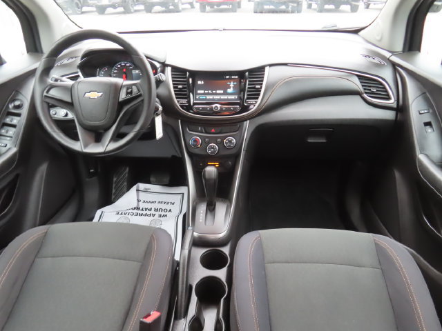 Used 2017 Chevrolet Trax LS AWD/4WD image 24