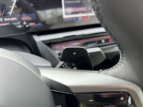 New 2026 BMW 540i xDrive w/ Executive Package image 31