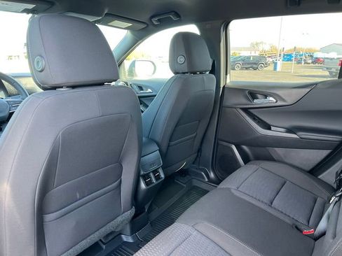 New 2026 Chevrolet Equinox LT w/ LPO, Floor Liner Package image 31