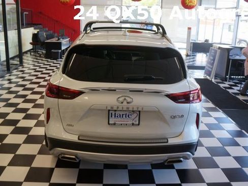 Used 2024 INFINITI QX50 Autograph image 6