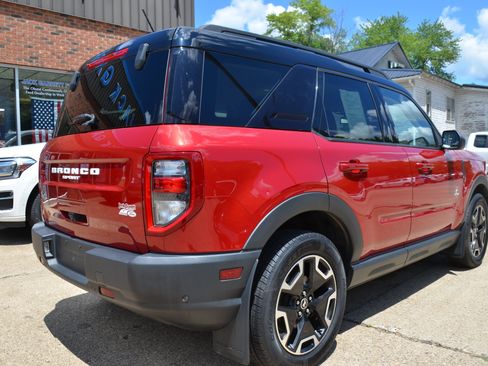 Used 2021 Ford Bronco Sport Outer Banks AWD/4WD image 2
