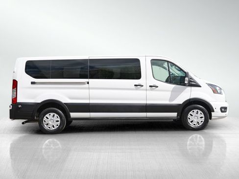 Used 2024 Ford Transit 350 XLT RWD image 5