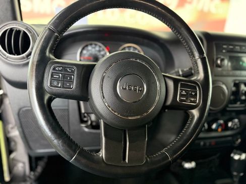 Used 2018 Jeep Wrangler Unlimited Sport S image 24