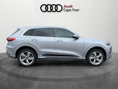 New 2026 Audi Q5 Premium Plus AWD/4WD image 6