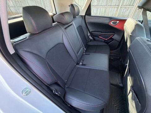 Used 2025 Kia Soul GT-Line FWD image 29