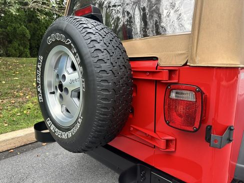 Used 1995 Jeep Wrangler Rio Grande AWD/4WD image 55