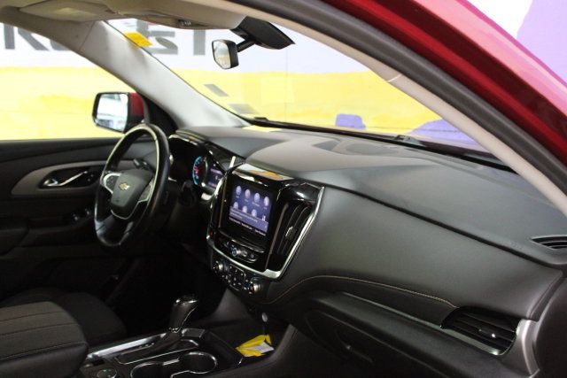 Used 2020 Chevrolet Traverse LT FWD image 12