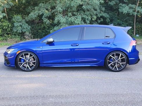 Used 2024 Volkswagen Golf R AWD/4WD image 2