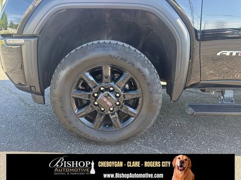Used 2024 GMC Sierra 2500 AT4 w/ AT4 Premium Plus Package AWD/4WD image 19