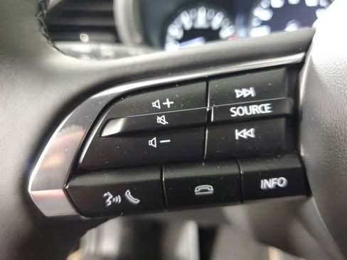 New 2026 MAZDA MAZDA3 Hatchback w/Premium Plus Pkg image 25