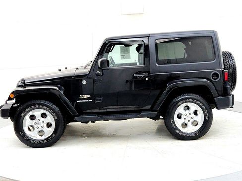 Used 2015 Jeep Wrangler Sahara w/ Connectivity Group image 3