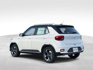 New 2026 Hyundai Venue SEL FWD video 3