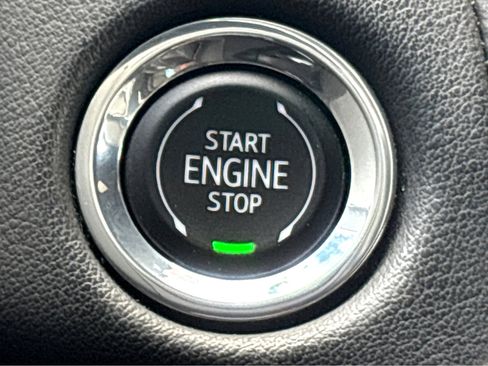 Used 2023 Chevrolet Suburban Premier image 6