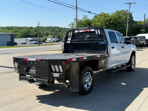 Used 2024 RAM 2500 Tradesman w/ Chrome Appearance Group AWD/4WD image 14