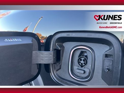 New 2026 GMC Sierra EV Elevation image 16