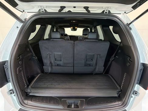 Used 2023 Dodge Durango R/T RWD image 30