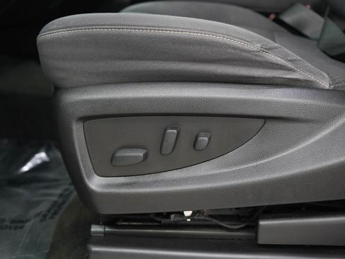 Used 2018 Chevrolet Silverado 1500 LT w/ All Star Edition AWD/4WD image 26