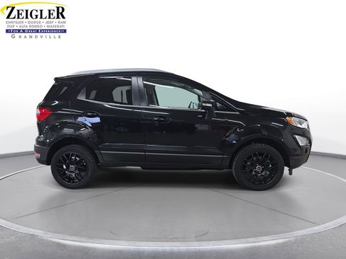 Used 2018 Ford EcoSport Titanium AWD/4WD image 4
