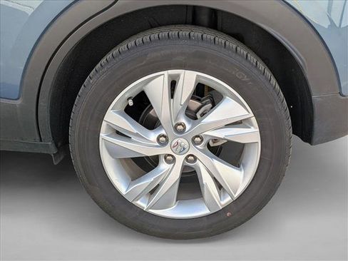 Used 2025 Buick Encore GX Preferred FWD image 3