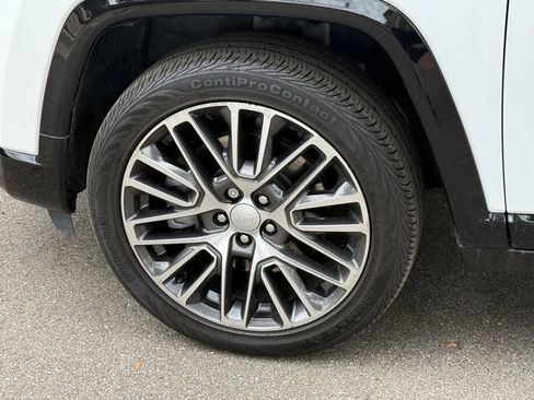 Certified 2023 Jeep Compass Limited w/ Elite Group AWD/4WD image 33