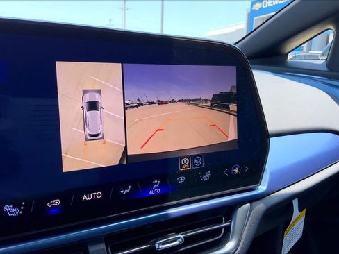 New 2026 Chevrolet Equinox EV LT FWD image 20