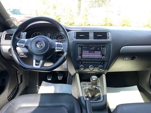 Used 2014 Volkswagen Jetta GLI Autobahn FWD image 7