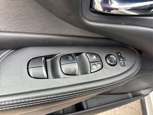 Used 2021 Nissan Murano SL w/ SL Moonroof Package image 36