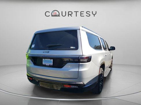 New 2026 Jeep Grand Wagoneer L 2WD w/ Premium Group I image 4