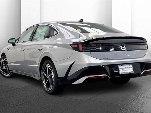 New 2026 Hyundai Sonata SEL image 3