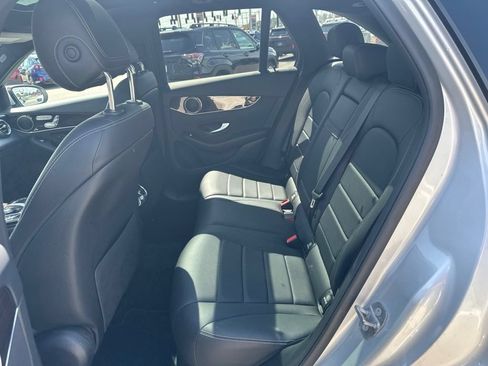 Used 2019 Mercedes-Benz GLC 300 4MATIC image 23