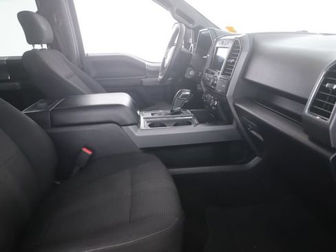 Used 2017 Ford F150 XLT w/ Equipment Group 302A Luxury AWD/4WD image 30