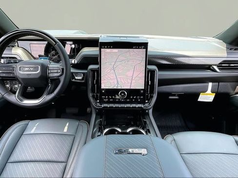 New 2026 GMC Yukon AT4 w/ AT4 Premium Plus Package AWD/4WD image 6