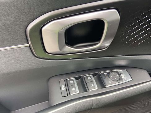 New 2026 Kia Sorento S FWD image 12