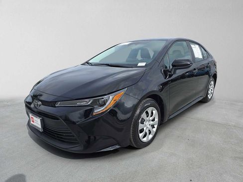 Certified 2026 Toyota Corolla LE FWD image 3