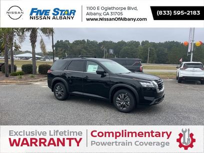 New 2025 Nissan Pathfinder SV