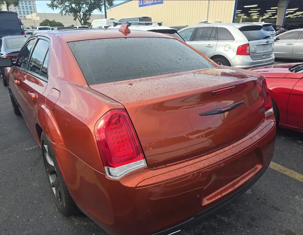 Used 2021 Chrysler 300 S RWD image 4