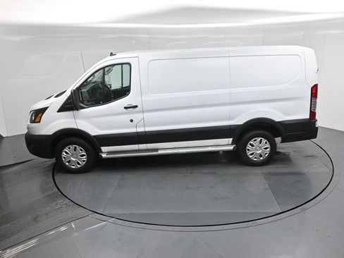 Certified 2023 Ford Transit 250 Low Roof w/ Exterior Upgrade Package image 40