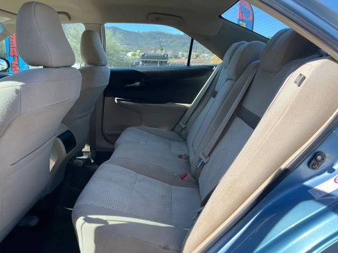 Used 2013 Toyota Camry LE image 24