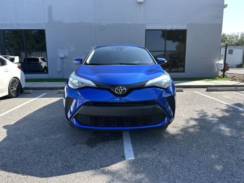 Used 2020 Toyota C-HR LE FWD image 12