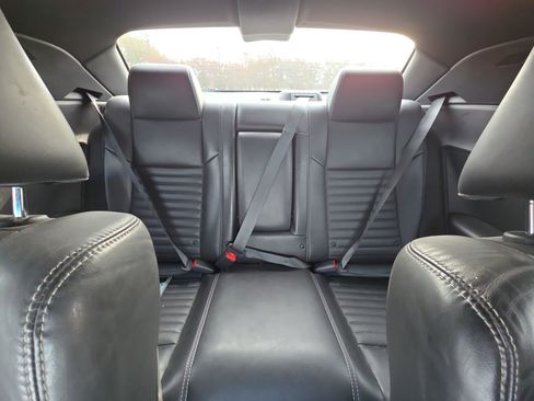 Used 2013 Dodge Challenger R/T Plus image 20