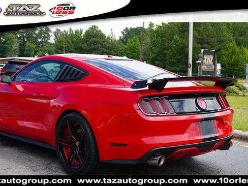 Used 2015 Ford Mustang GT Premium w/ Equipment Group 401A RWD image 5