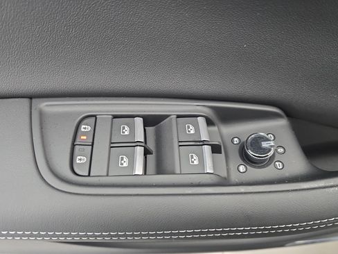 New 2026 Audi Q8 Premium Plus image 28