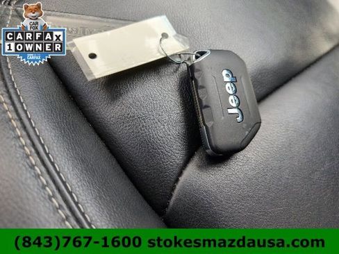 Used 2023 Jeep Wrangler Unlimited Sahara w/ Cold Weather Group AWD/4WD image 38
