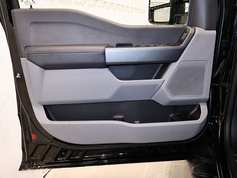 New 2026 Ford F550 4x4 Supercab Super Duty w/ XLT Value Package image 9