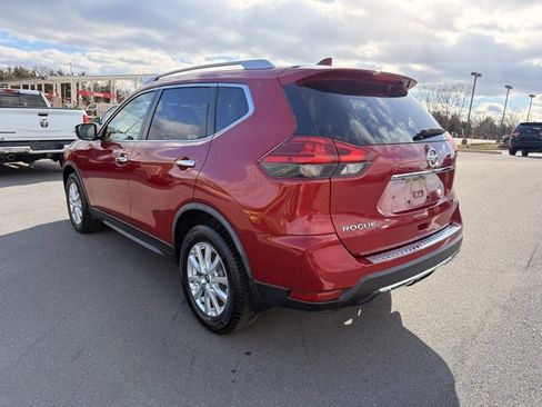 Certified 2017 Nissan Rogue SV image 7