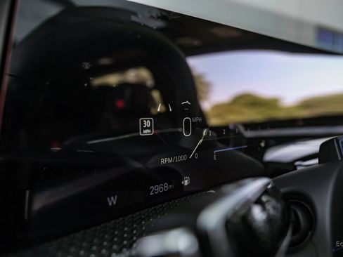 Used 2025 Cadillac Escalade V w/ LPO, Floor Liner Package image 31