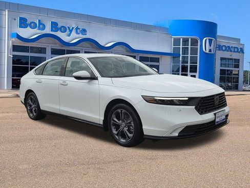 New 2026 Honda Accord EX-L image 3