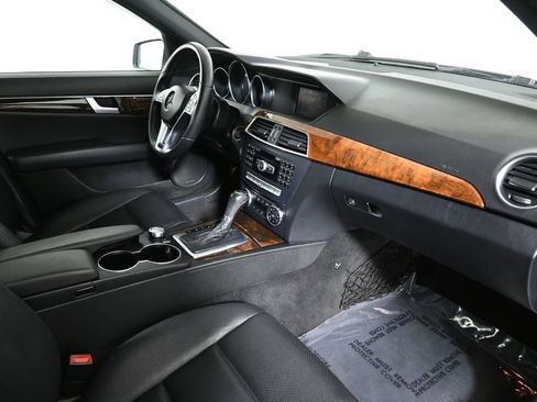 Used 2013 Mercedes-Benz C 300 4MATIC Sedan image 28
