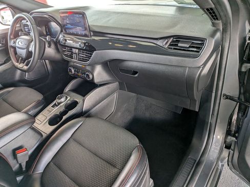 Used 2023 Ford Escape ST-Line AWD/4WD image 34