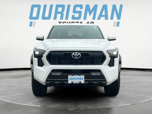 Used 2024 Toyota Tacoma TRD Off-Road image 2